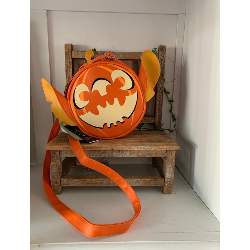 Disney Bioworld Stitch Pumpkin Jack O Lantern Glow In Dark‎ Crossbody Purse Bag